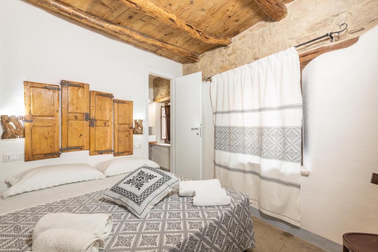 Bed And Terrace Caterina Hotel Baunei Buitenkant foto