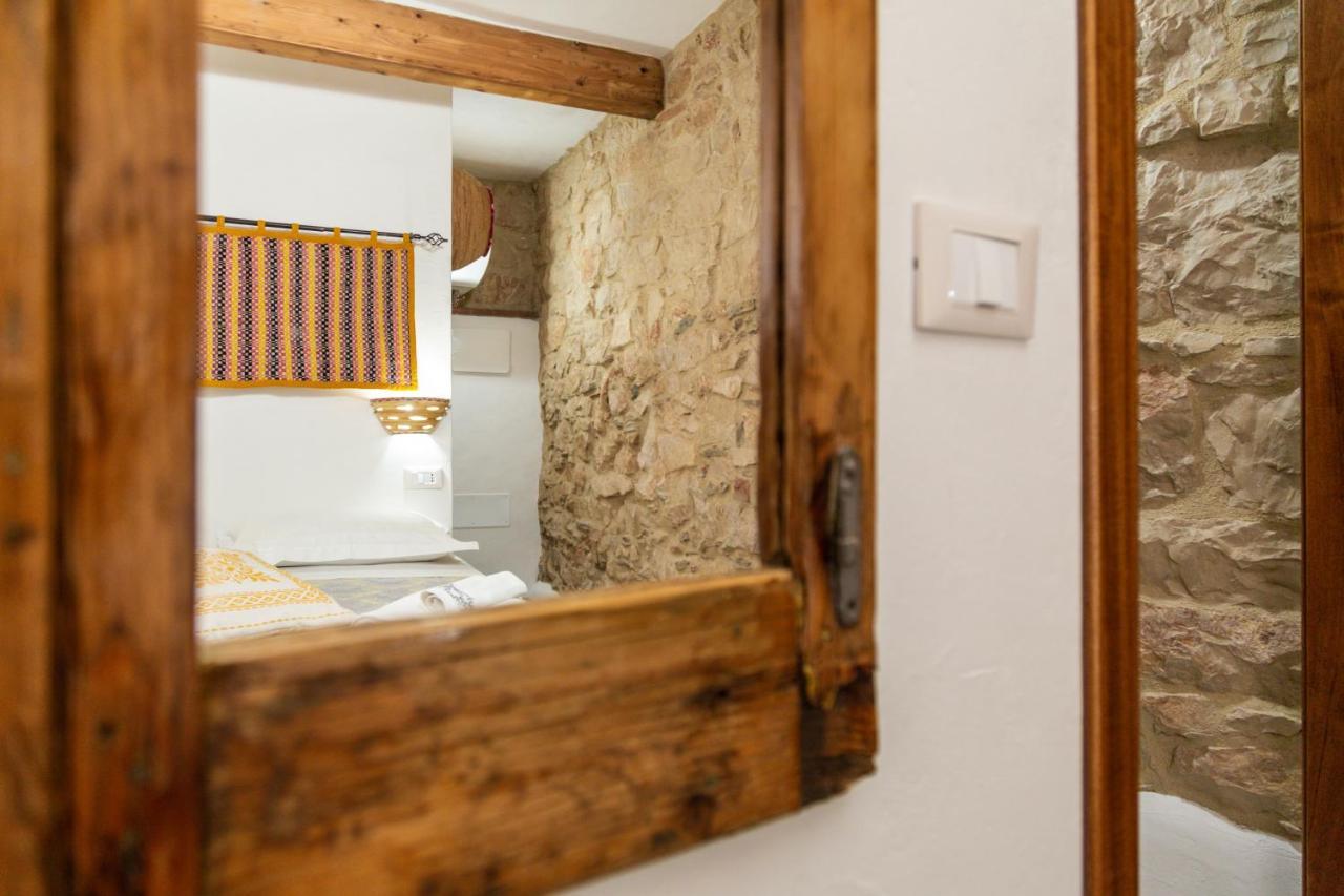 Bed And Terrace Caterina Hotel Baunei Buitenkant foto