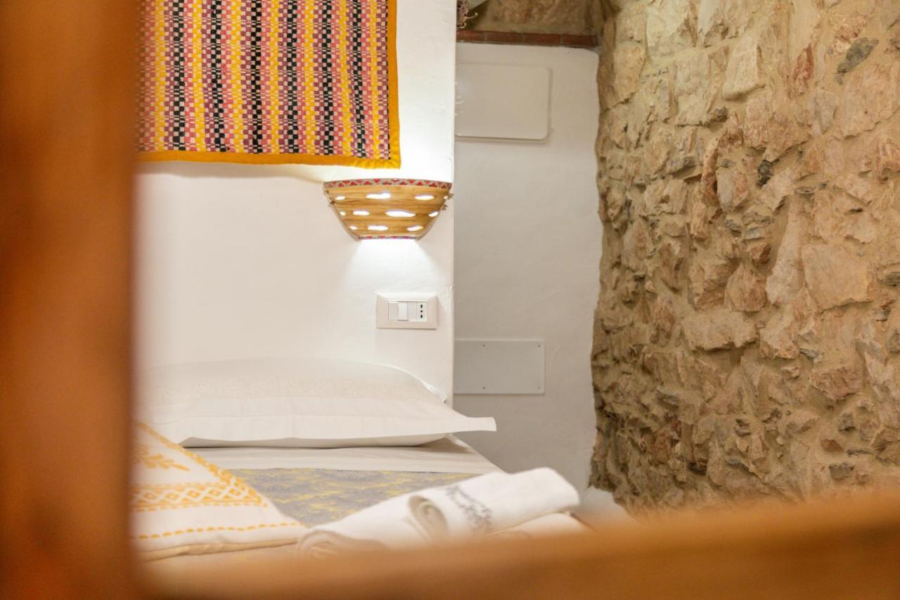 Bed And Terrace Caterina Hotel Baunei Buitenkant foto